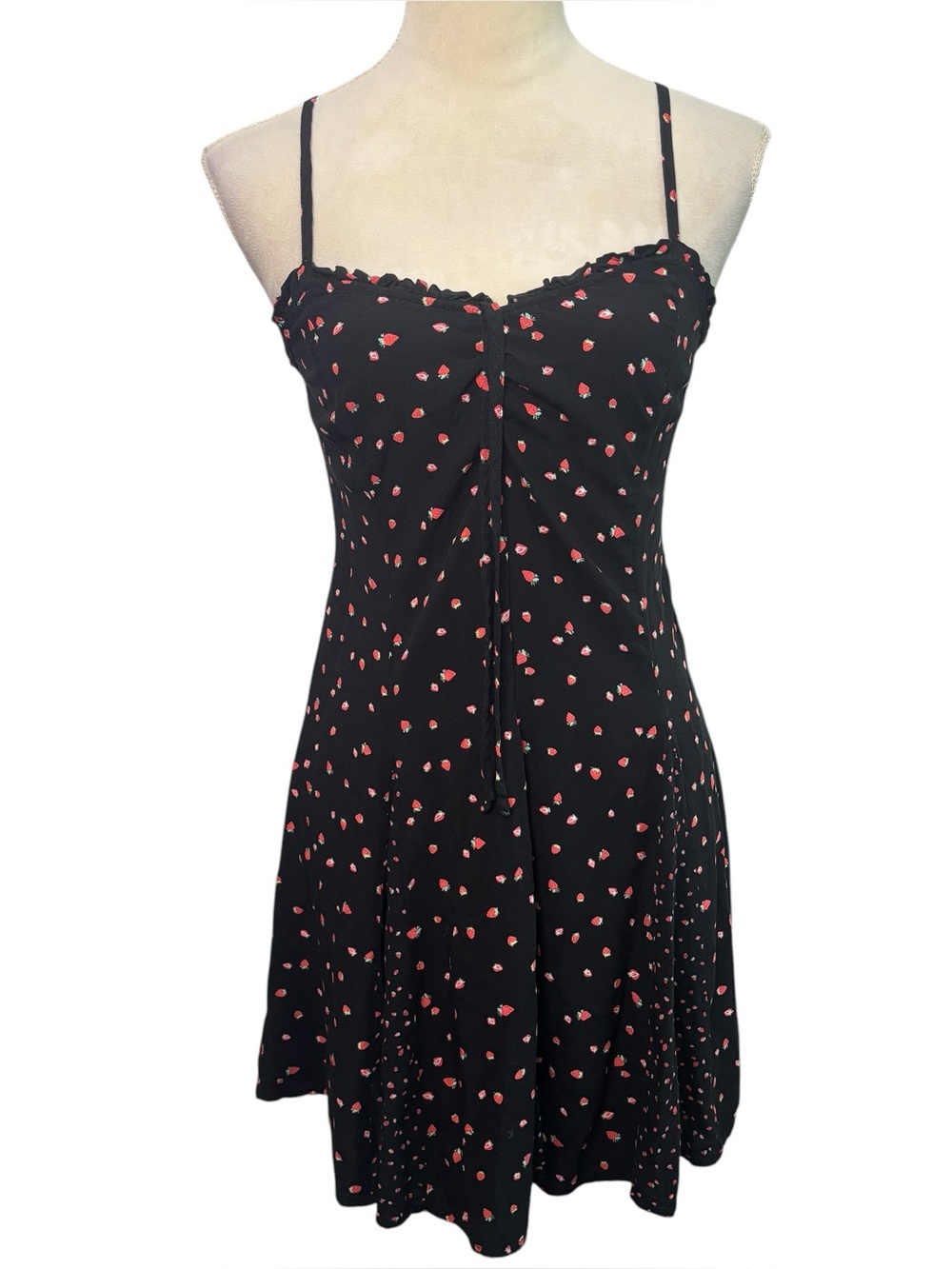 Wild Fable Black Strawberry Print Smocked Sundress Medium Summer Mini Dress